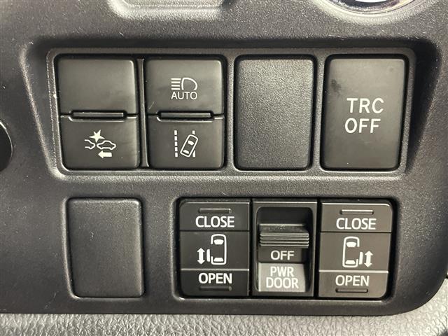Toyota Esquire 10