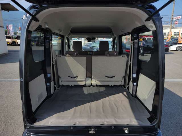 Nissan NV100 Clipper 12
