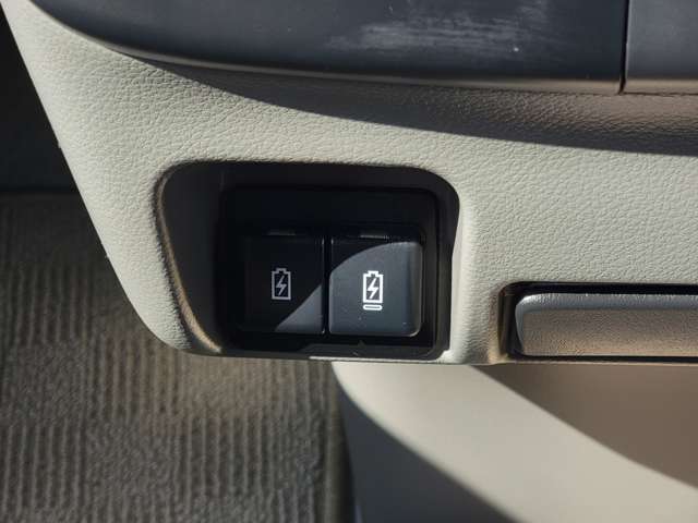 Nissan NV100 Clipper 8