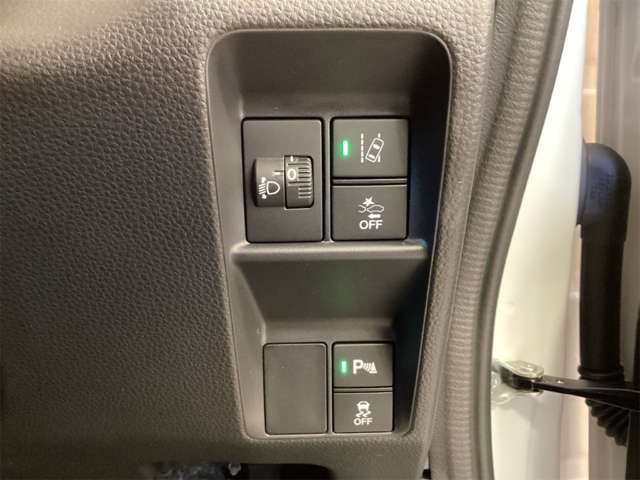 Honda N-VAN 8
