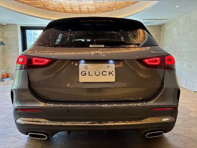 Mercedes-Benz GLA-Class 7