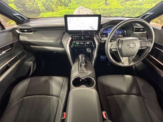 Toyota Harrier 2