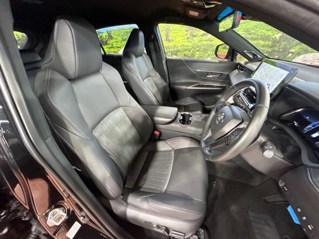 Toyota Harrier 10