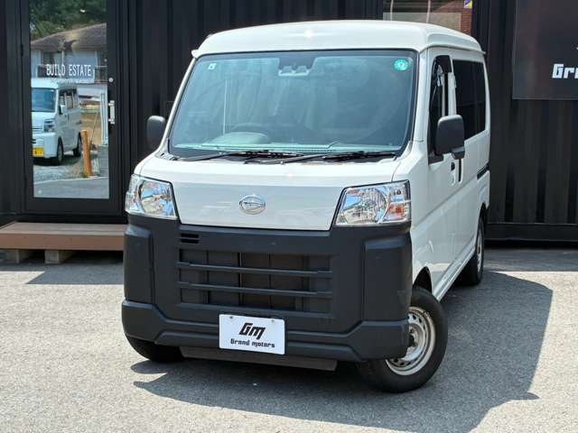 Daihatsu Hijet Cargo 8