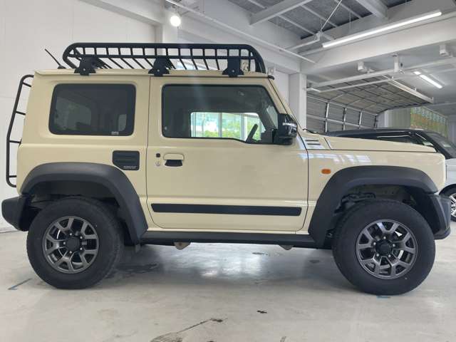 Suzuki Jimny Sierra 7