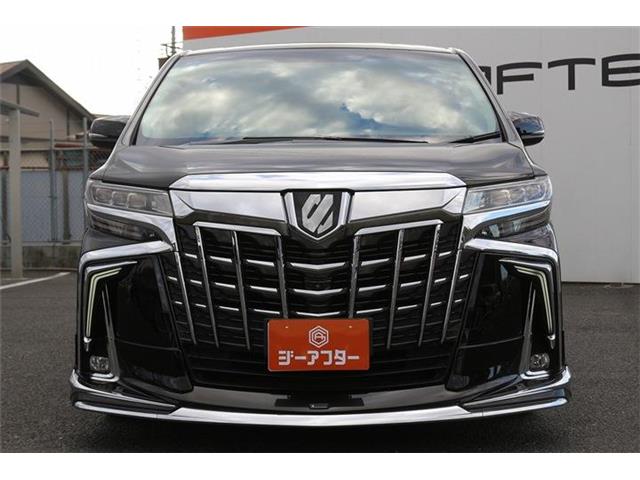 Toyota Alphard 8