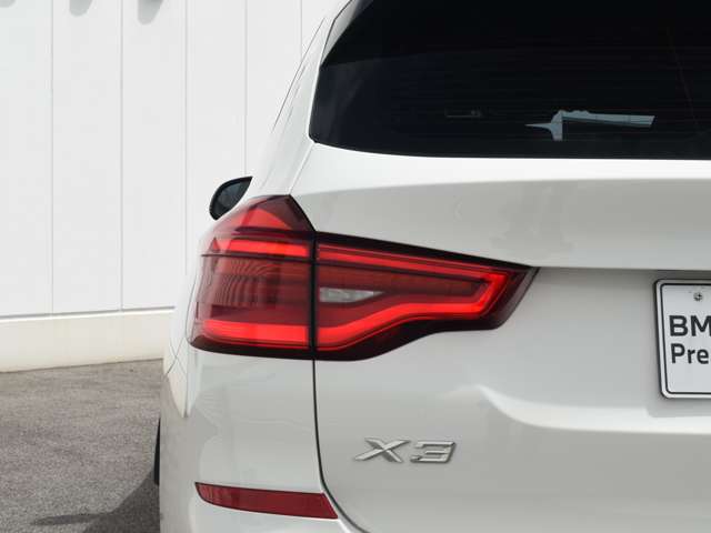 BMW X3 7