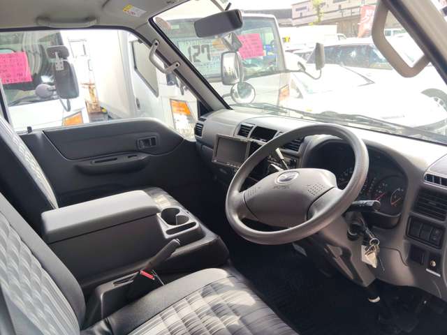Mazda Bongo Truck 11
