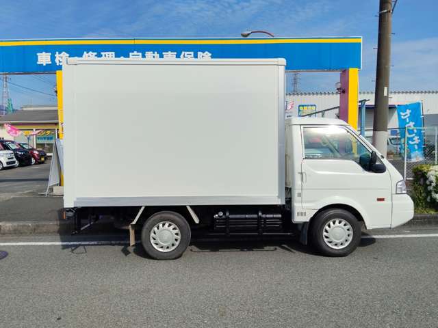 Mazda Bongo Truck 10