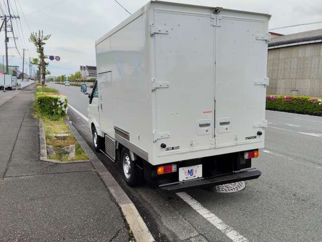 Mazda Bongo Truck 8