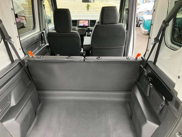 Honda N-VAN 12