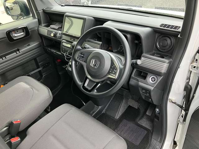 Honda N-VAN 9