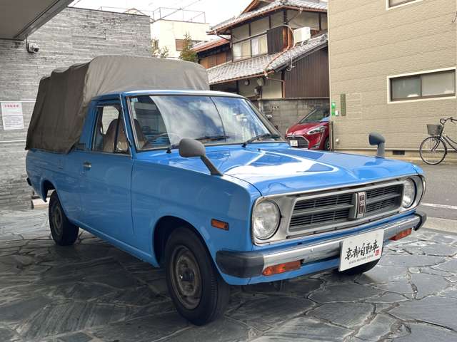 Nissan Sunny Truck 9