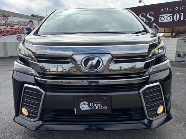 Toyota Vellfire 11