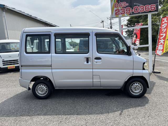 Nissan NV100 Clipper 10