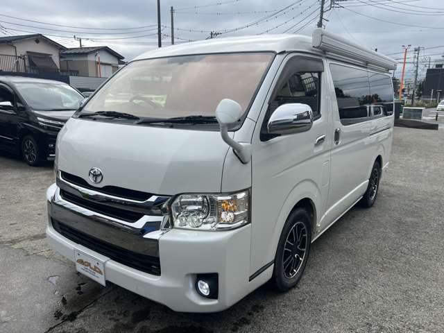 Toyota Hiace 3