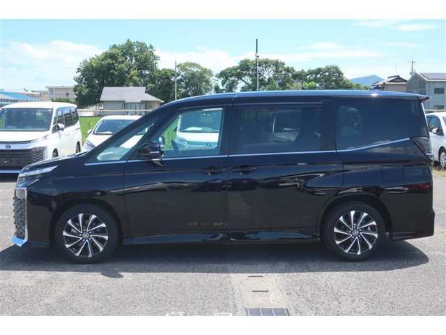 Toyota Voxy 6