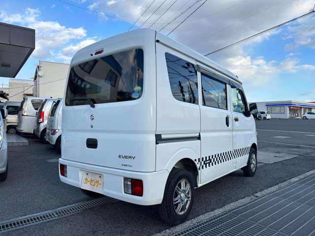 Suzuki Every 5