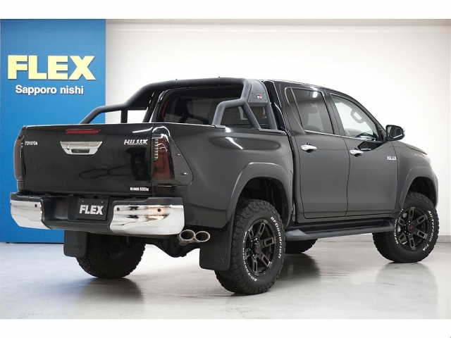 Toyota Hilux 9