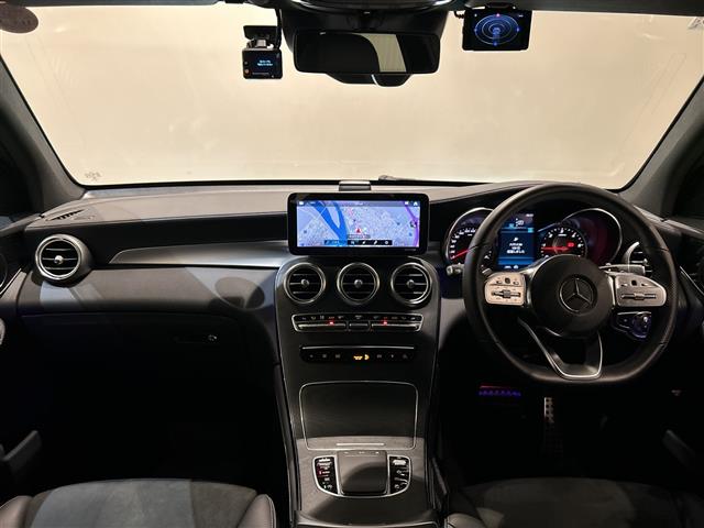 Mercedes-Benz GLC 10