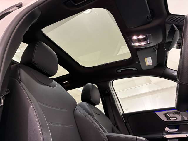 Mercedes-Benz GLB 5