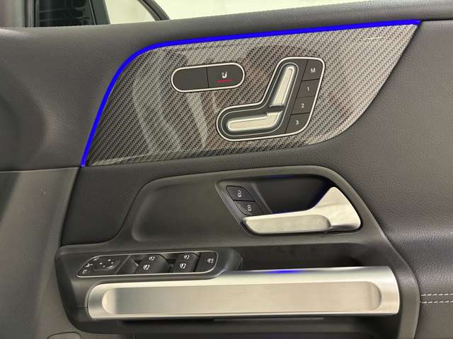 Mercedes-Benz GLB 7
