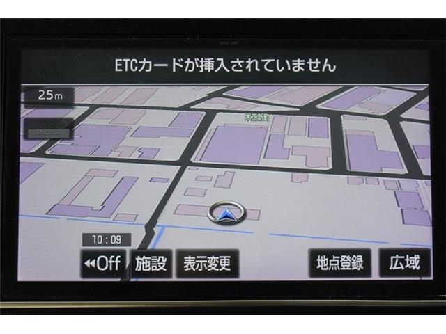 Toyota Noah 3