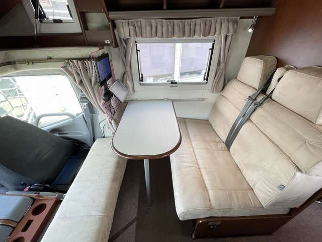 Toyota Camroad 4