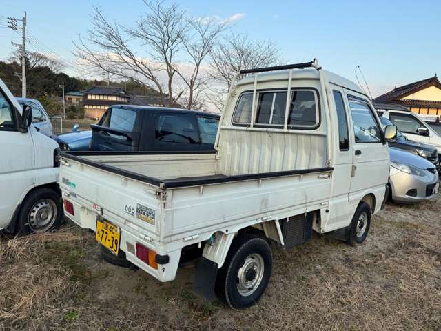 Daihatsu Hijet Pickup 5