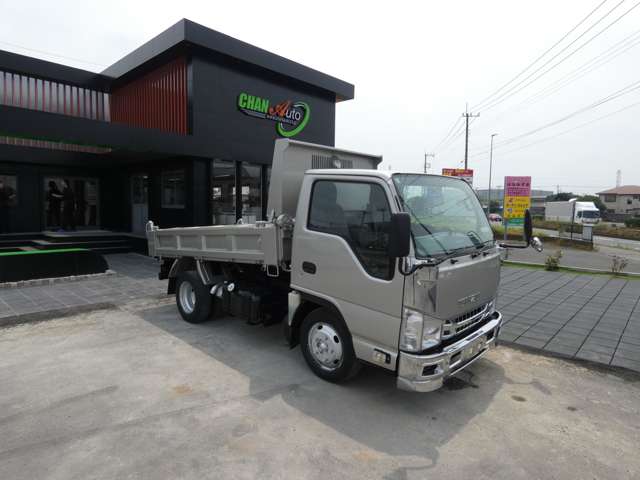 Isuzu Elf 4