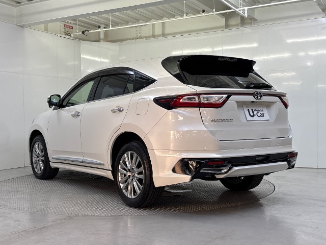 Toyota Harrier 11