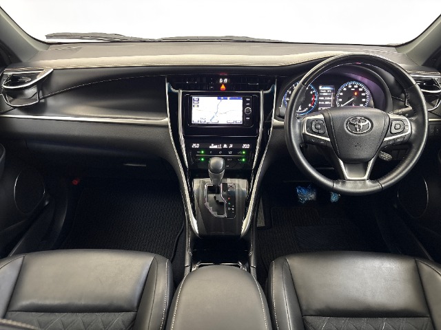 Toyota Harrier 2