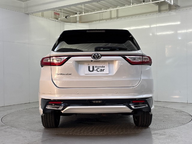 Toyota Harrier 10