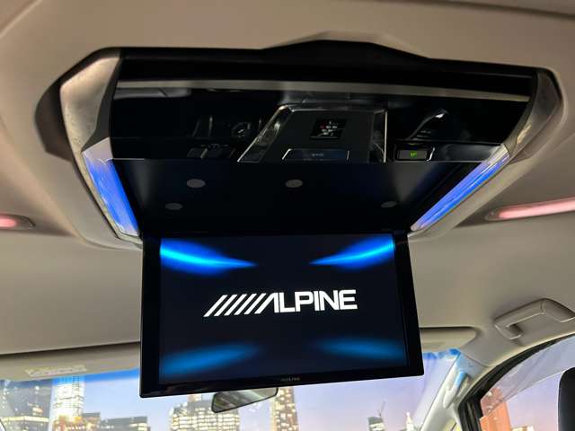 Toyota Vellfire 7