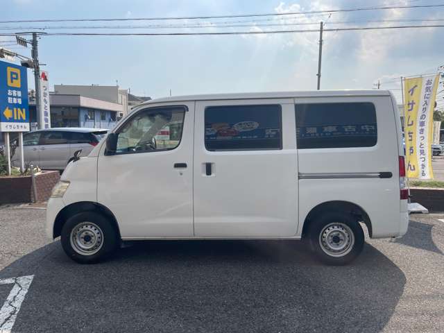 Toyota Town Ace Van 9