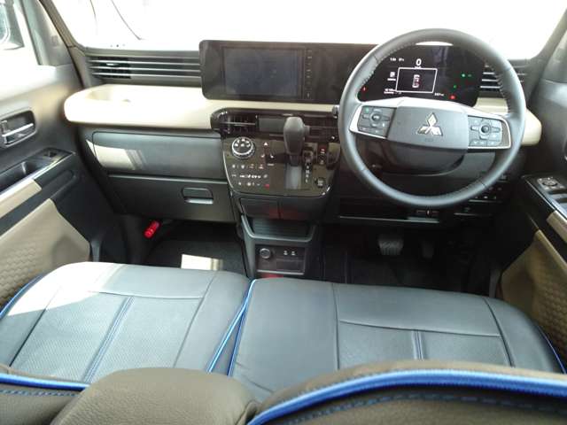 Mitsubishi Delica Mini 5