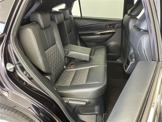 Toyota Harrier 12