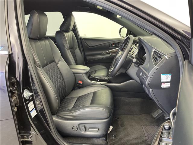 Toyota Harrier 10