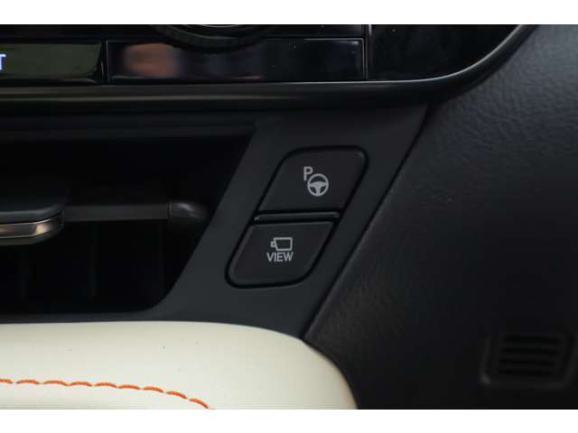 Lexus NX 10