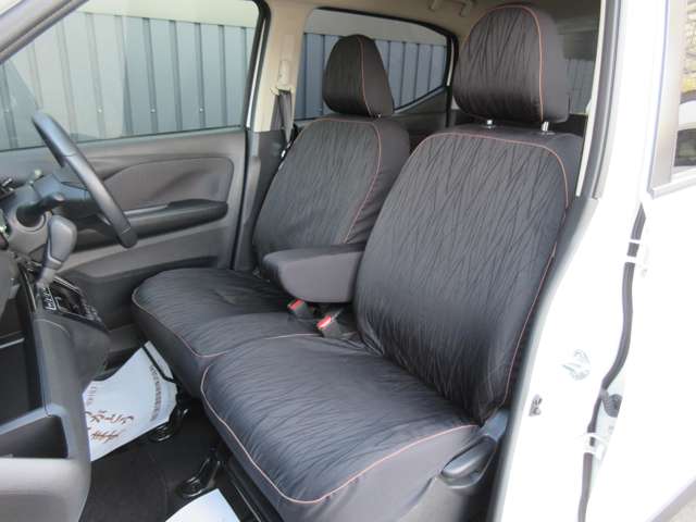 Mitsubishi eK X 12