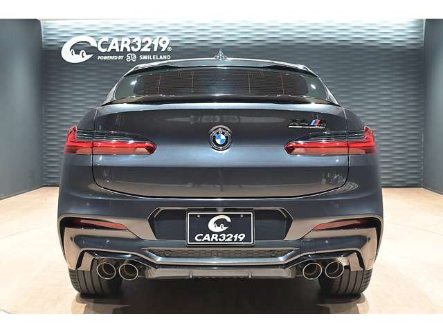 BMW X4 M 7