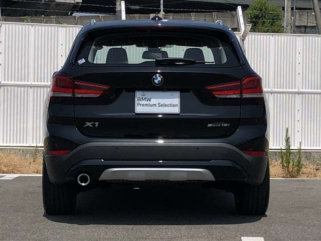 BMW X1 8
