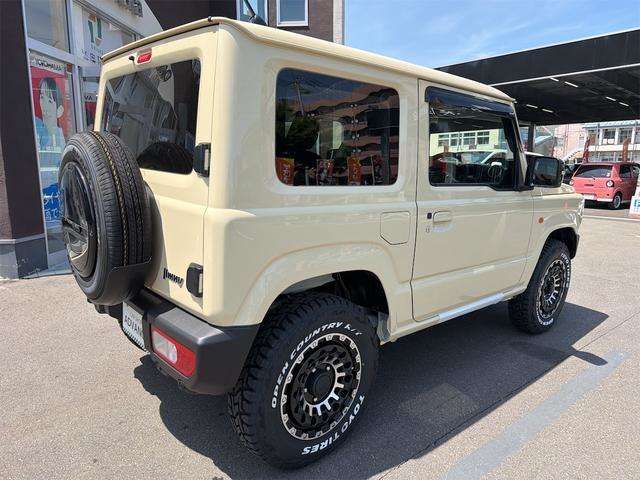 Suzuki Jimny 8