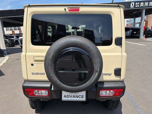 Suzuki Jimny 9