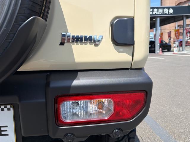 Suzuki Jimny 10