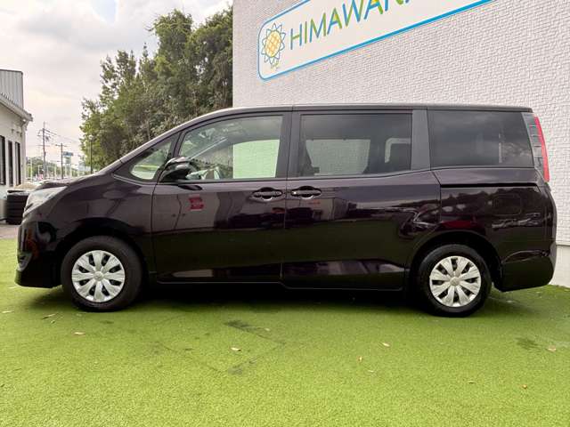 Toyota Noah 12