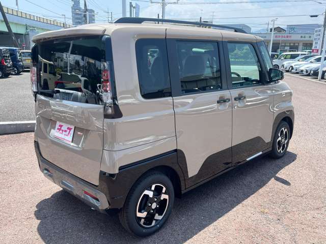 Mitsubishi Delica Mini 3