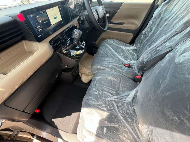 Mitsubishi Delica Mini 9