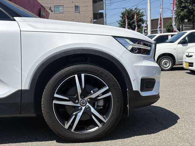 Volvo XC40 11