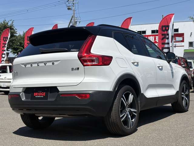 Volvo XC40 8
